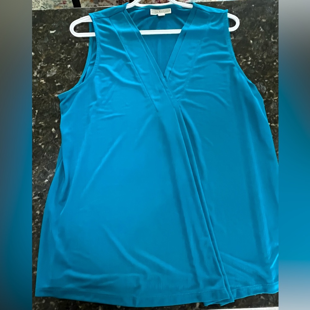 3/$24 Dana Buchman Shirt